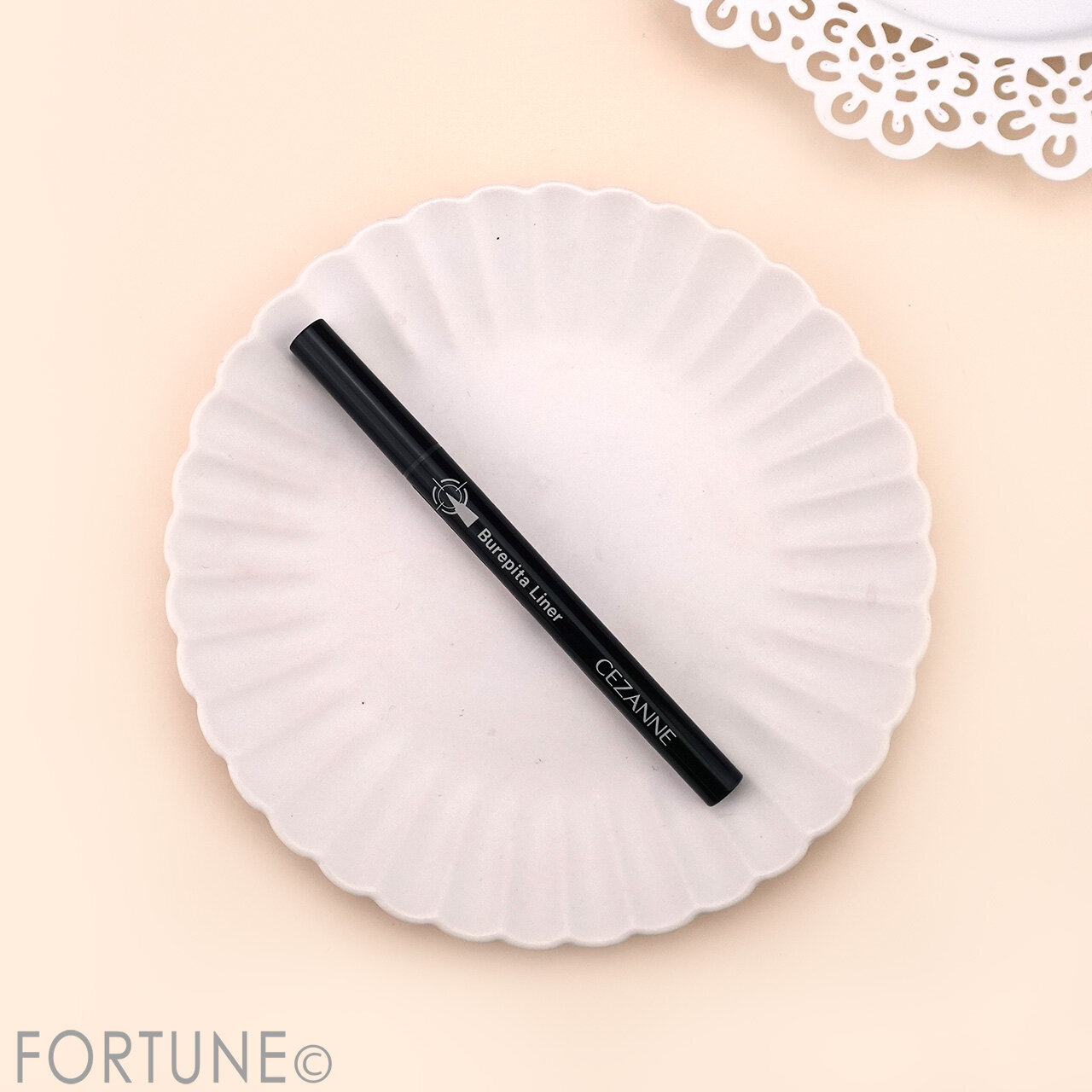 CEZANNE（セザンヌ）　　『セザンヌ　ブレぴたライナー』