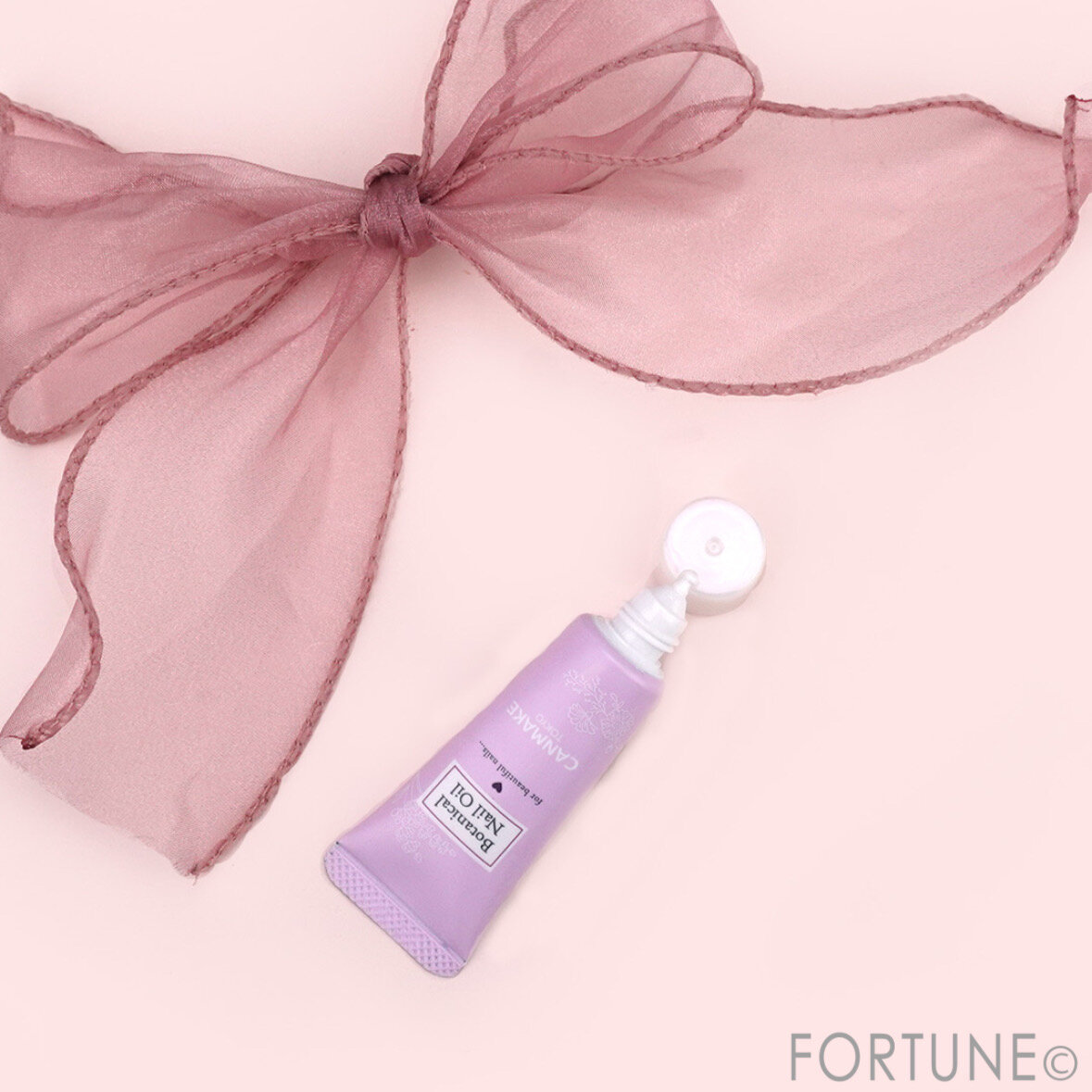 CANMAKE（キャンメイク）　『キャンメイク　ボタニカルネイルオイル』