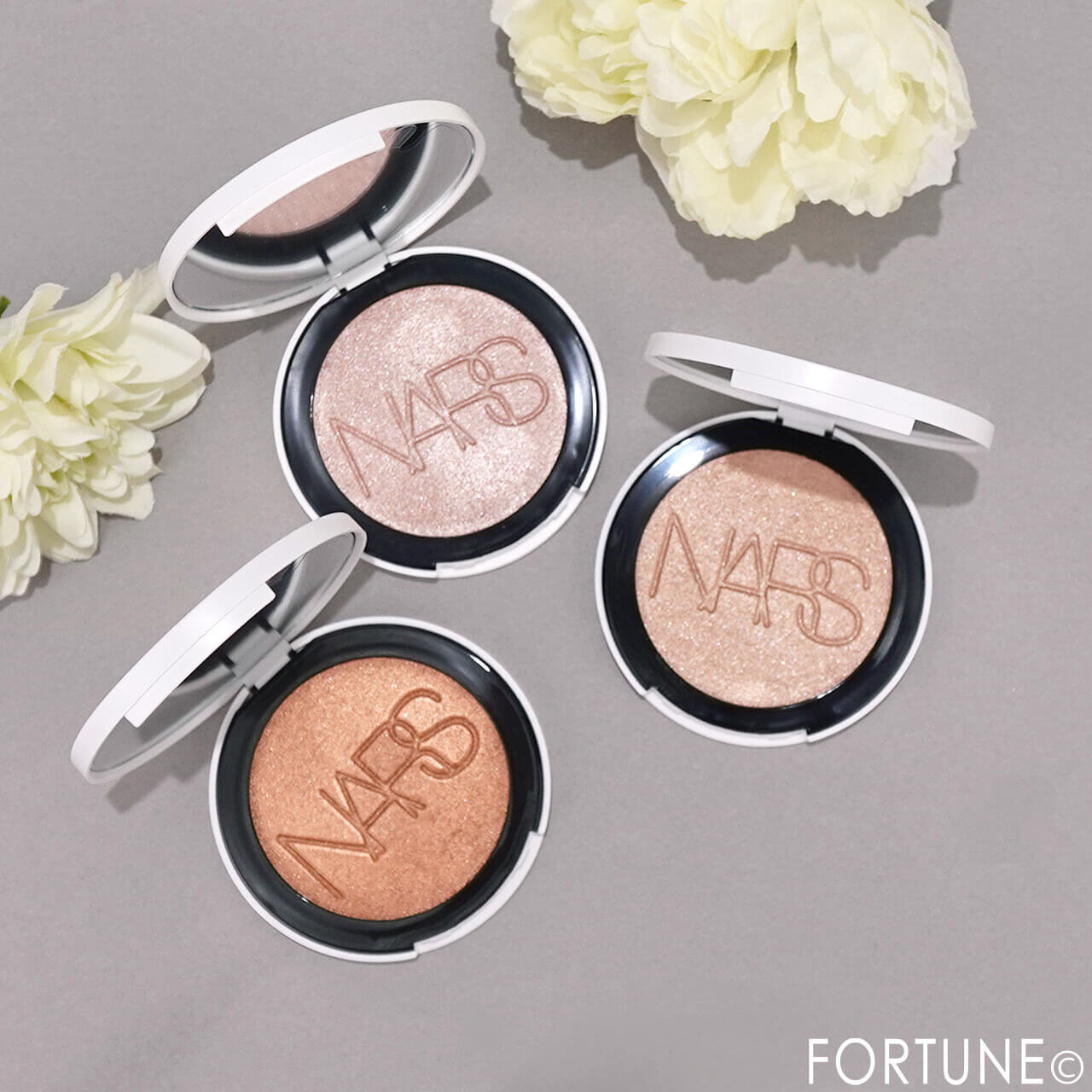 NARS（ナーズ）｜ライトリフレクティング ルミナイジングパウダー