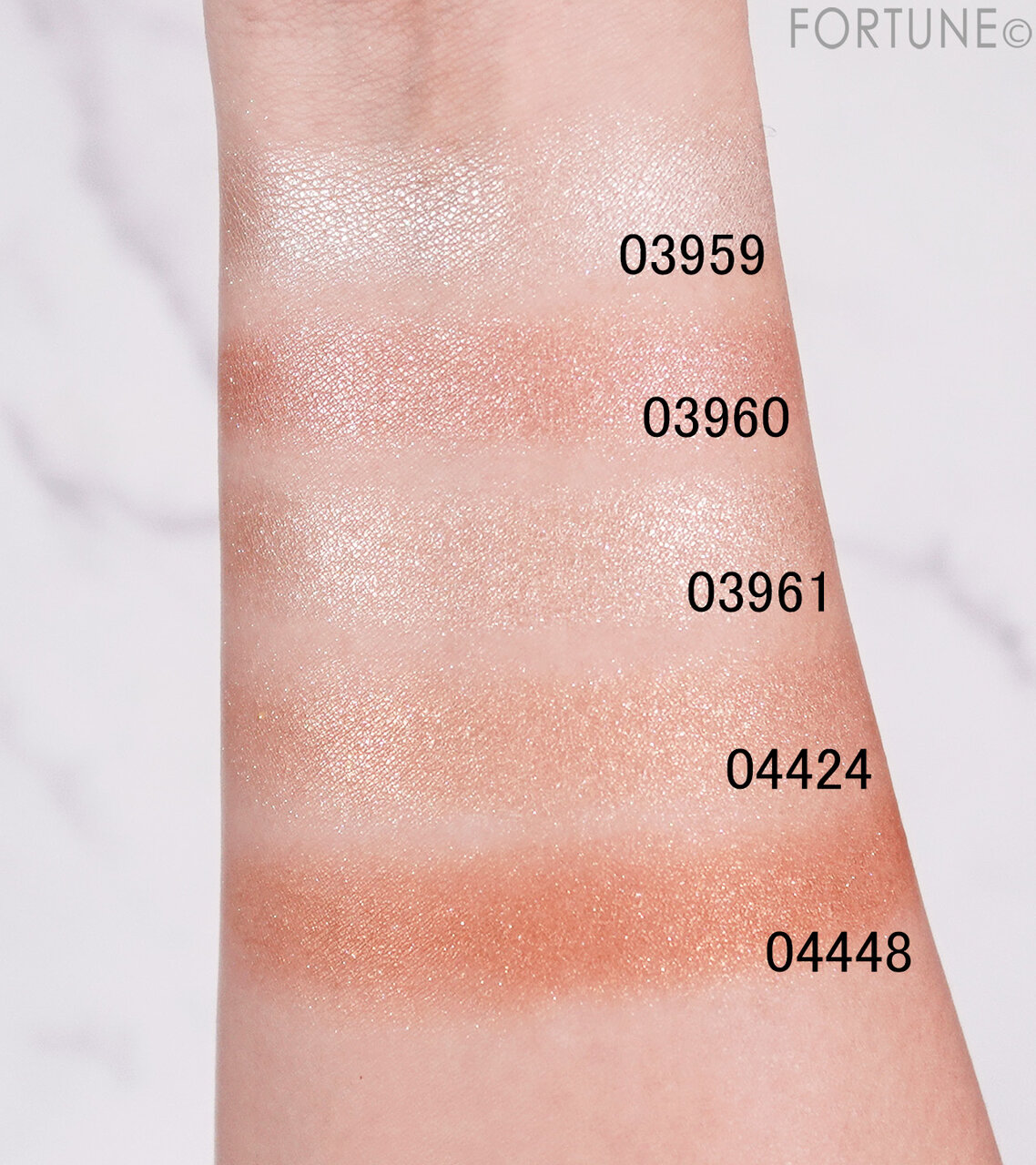 NARS（ナーズ）｜ライトリフレクティング ルミナイジングパウダー　03959　03960　03961　04424　04448