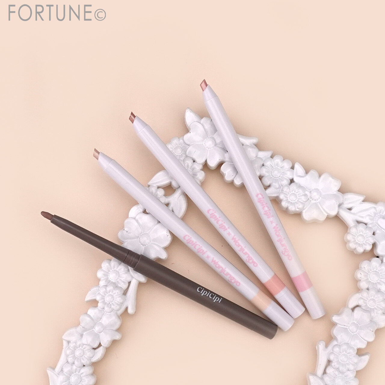 CipiCipi（シピシピ）　2025年夏新作コスメ　ウォンジョンヨコラボ　『シピシピ　ティアスケッチライナー』　『シピシピ　シークレットキワミペンシル』