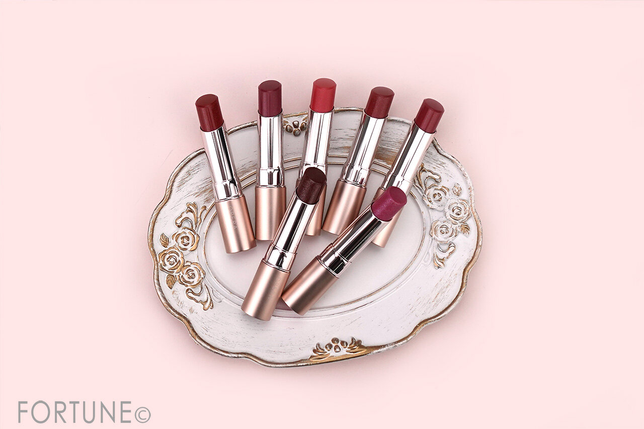 OPERA（オペラ）　2025年秋新作コスメ　『グロウリップティント』　