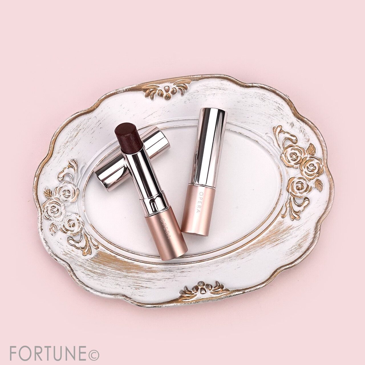 OPERA（オペラ）　『グロウリップティント』