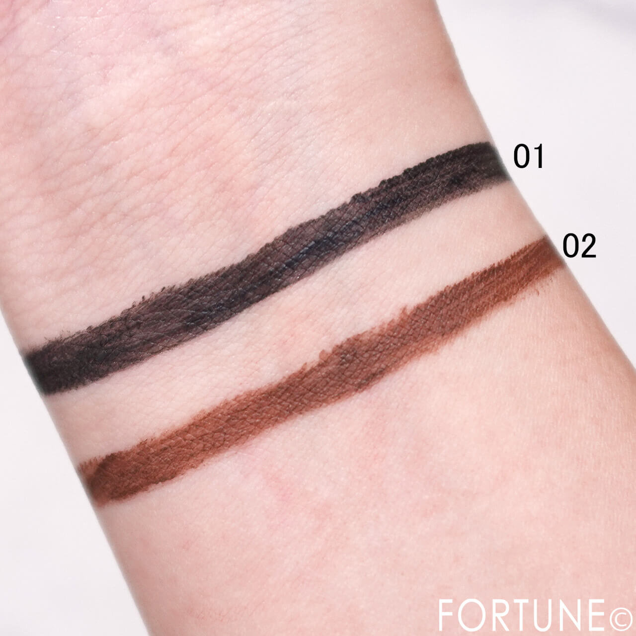 CANMAKE（キャンメイク）　『キャンメイク　カールスナイパーマスカラ』　01　02