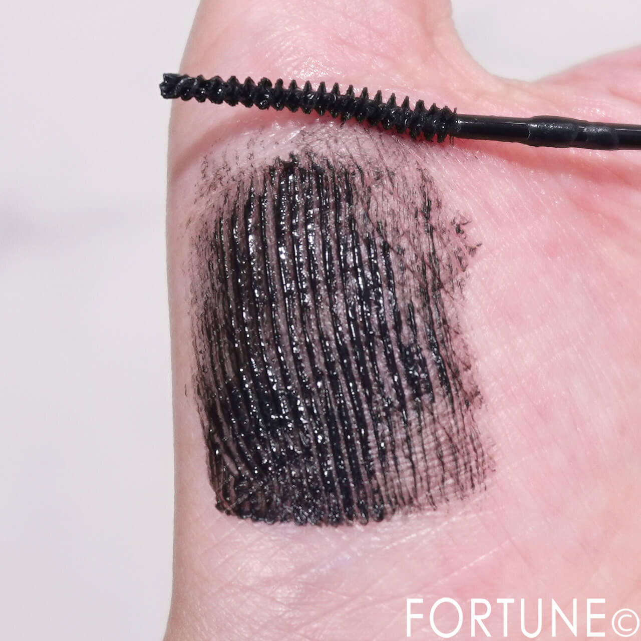 CANMAKE（キャンメイク）　『キャンメイク　カールスナイパーマスカラ』