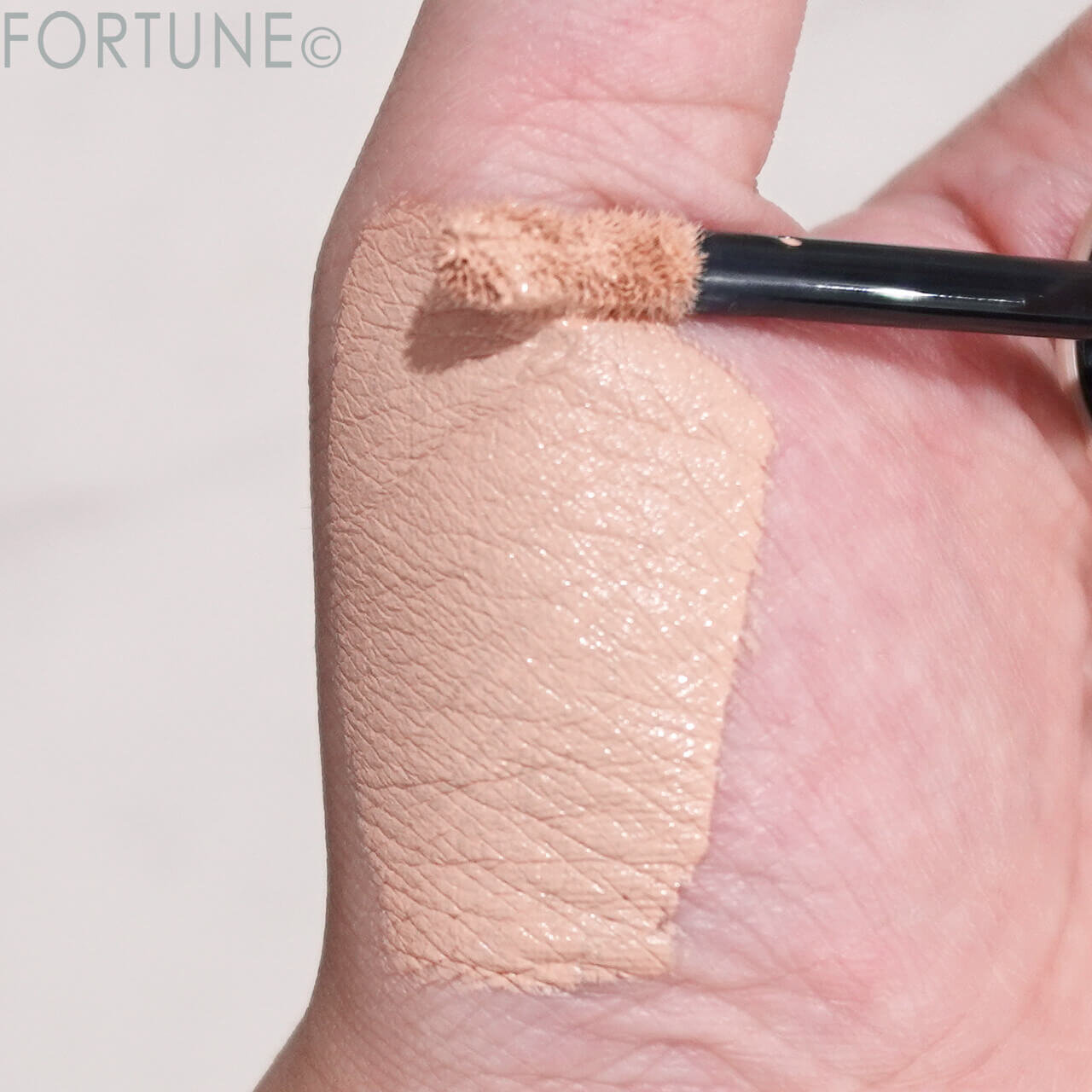 メイクアップフォーエバー　HDスキン フルカバー コンシーラー 口コミ