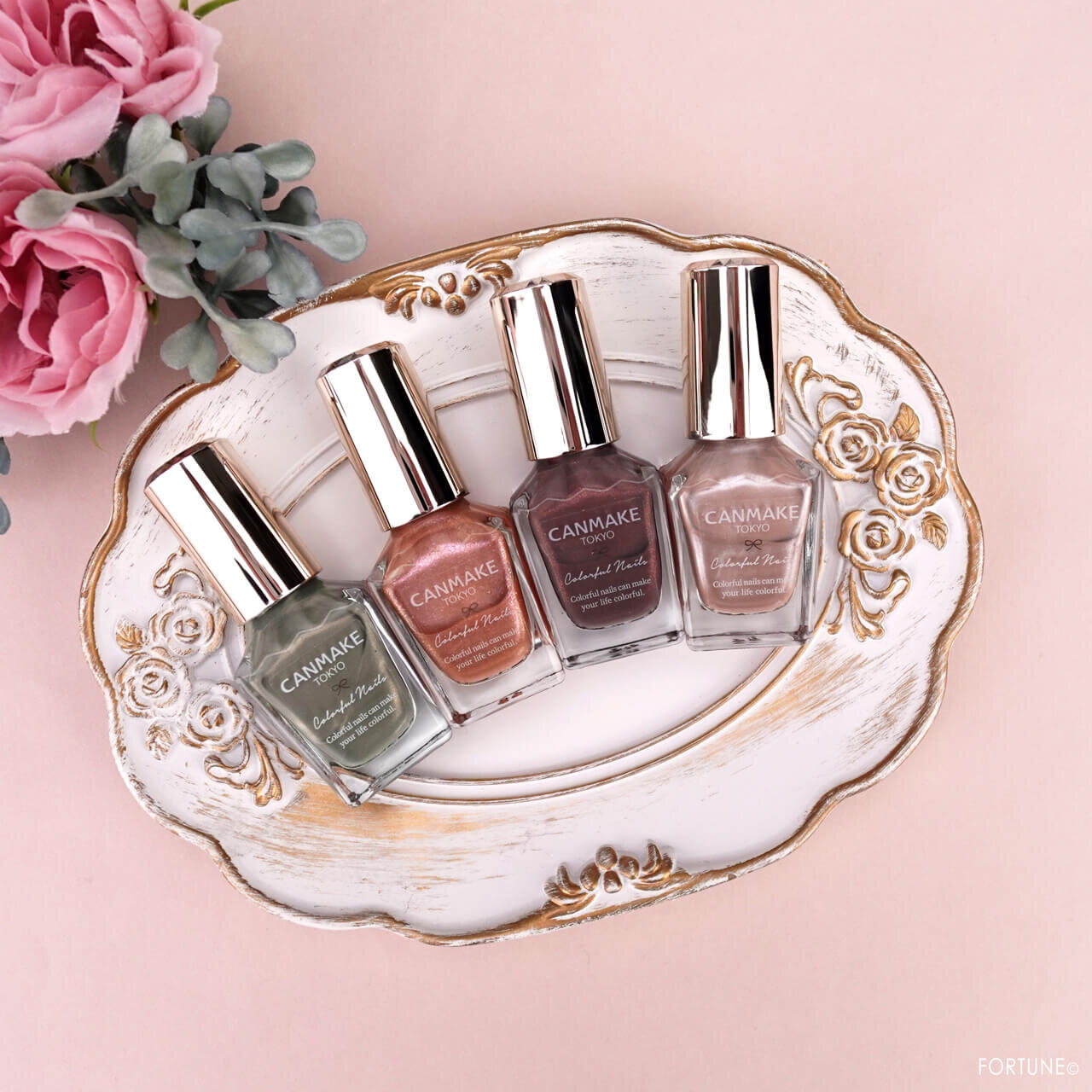 CANMAKE（キャンメイク）　『キャンメイク　カラフルネイルズ』