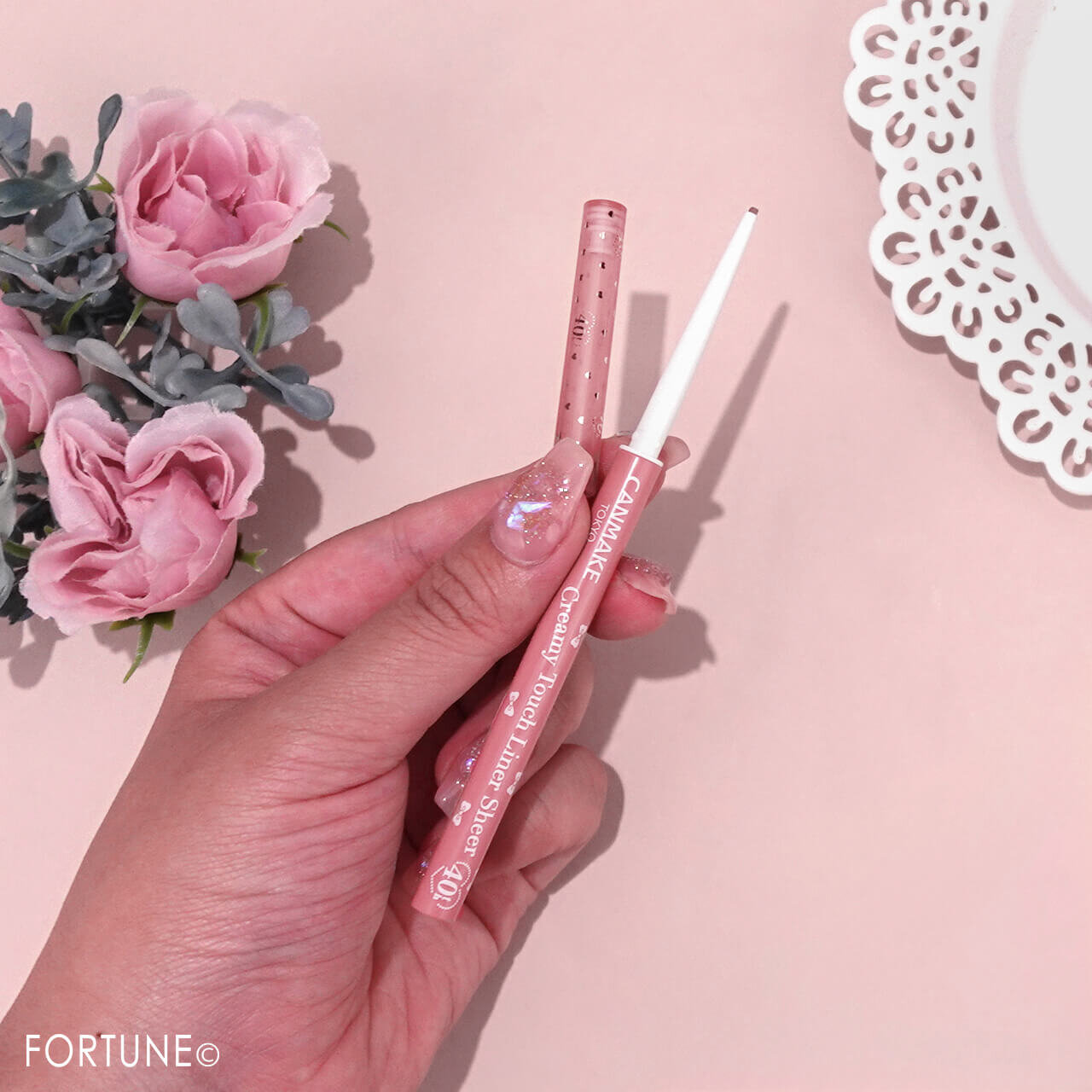 CANMAKE（キャンメイク）　『キャンメイク　クリーミータッチライナー　シアー』　40th