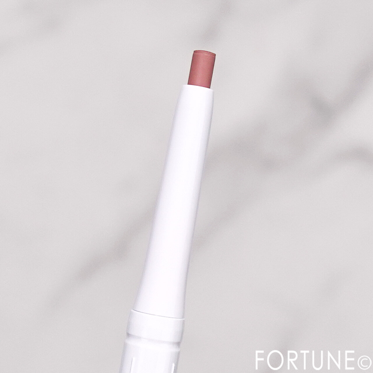 CEZANNE（セザンヌ）　影色リップメイカー