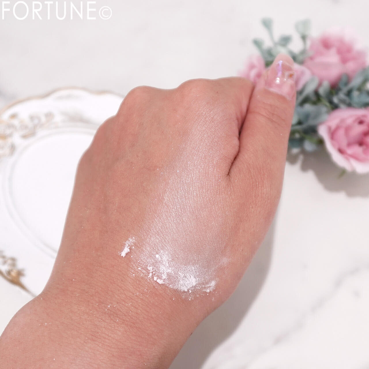 SHISEIDO（資生堂）　エッセンス スキンセッティング パウダー　使い方