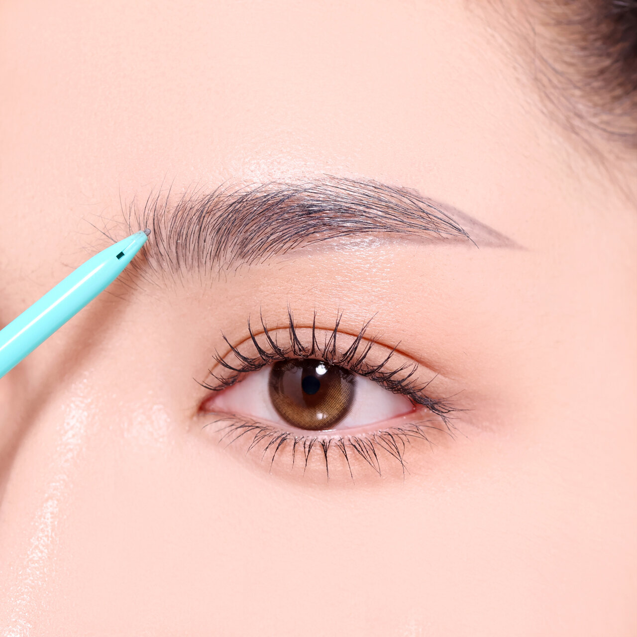 極細アイブロウペンシルの選び方