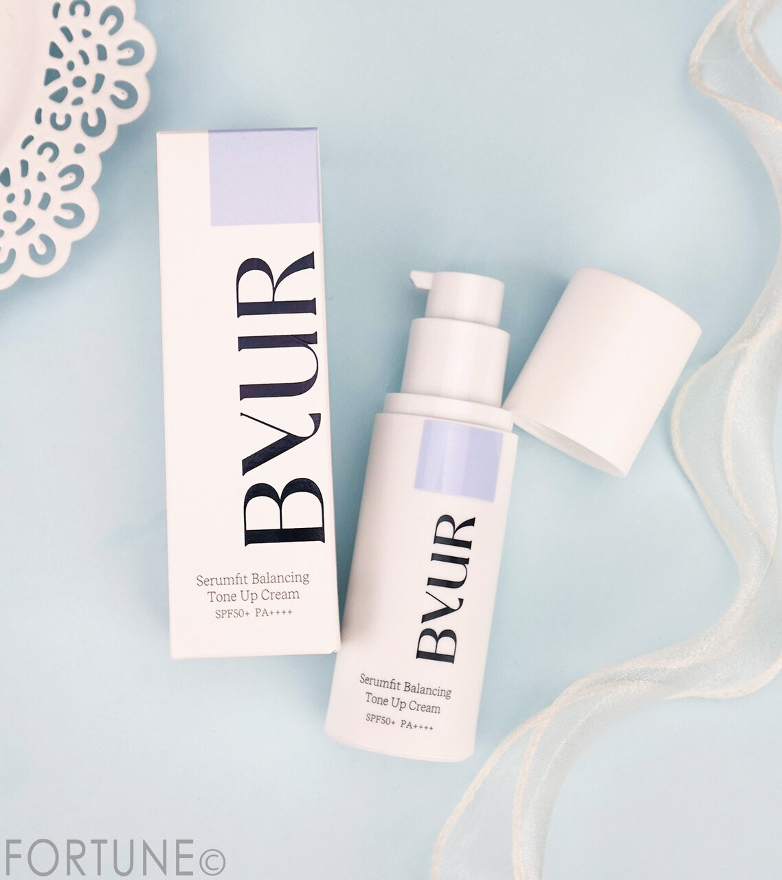 ByUR（バイユア）　セラムフィット バランシング トーンアップクリーム　02 クリアブルー