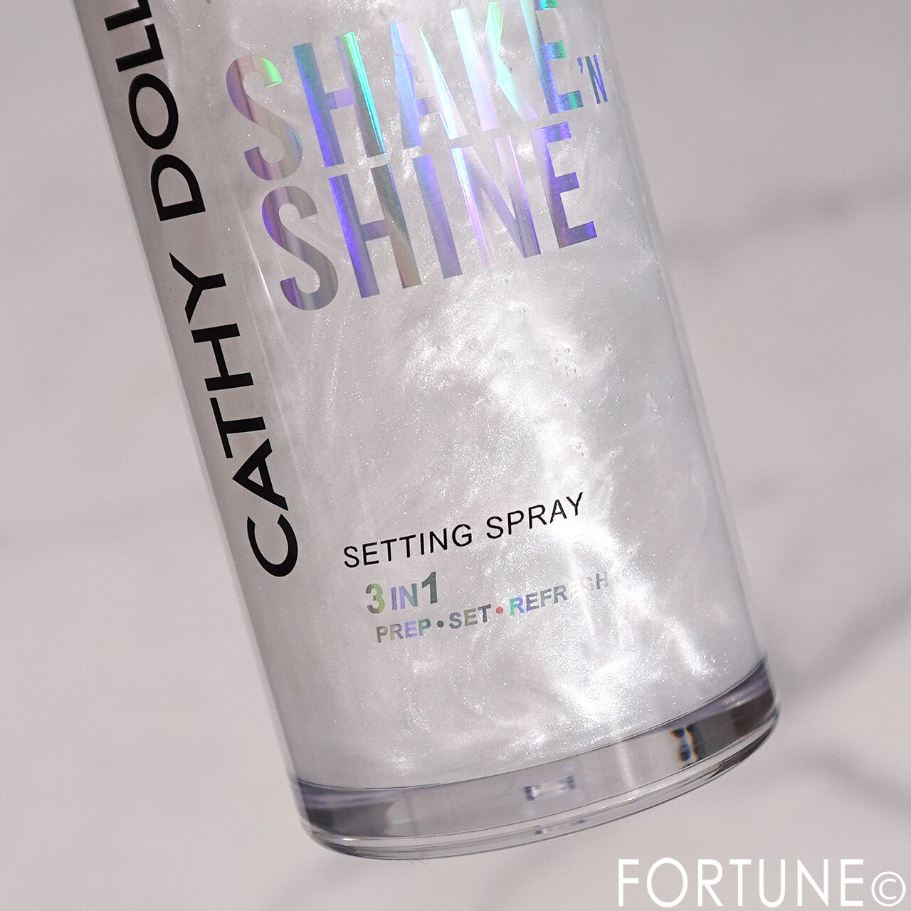 Cathy Doll（キャシードール）　シェイクシャインセッティングスプレー