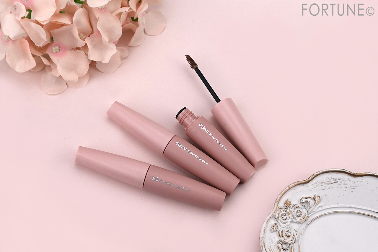 dejavu（デジャヴュ）　2025年秋コスメ　『シアーカラーブロウ』