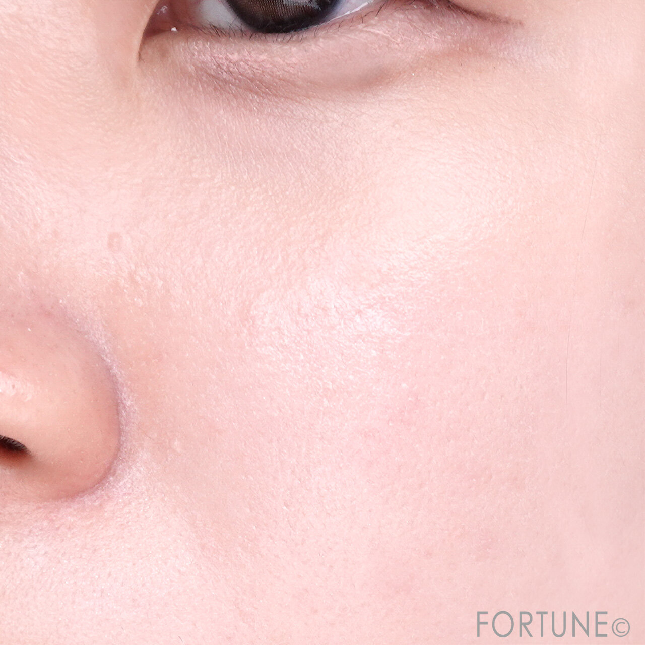 LUNASOL（ルナソル）　『シームレスコレクティングリクイド』　02　05