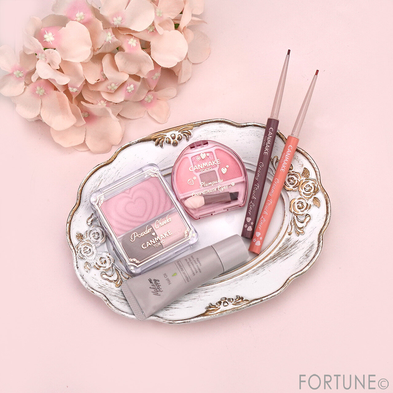CANMAKE（キャンメイク）2025年秋新作コスメ　『キャンメイク　パウダーチークス』　『メイクミーハッピー　ネイルオイル』　『キャンメイク　クリーミータッチライナー』　『キャンメイク　プランぷくコーデアイズ』