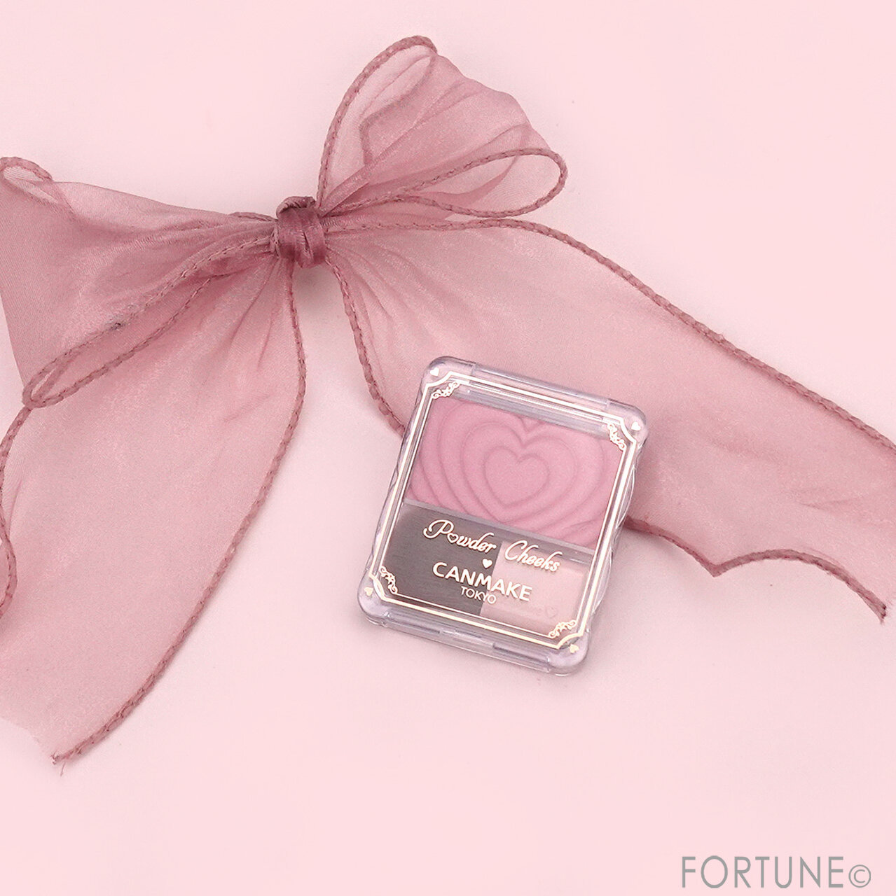 CANMAKE（キャンメイク）　『キャンメイク　パウダーチークス』　