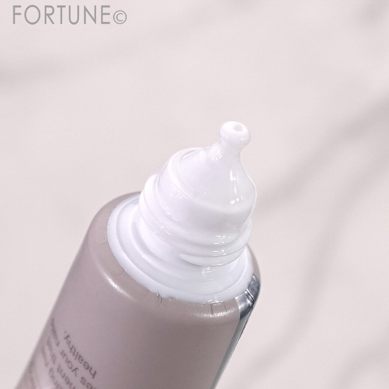 CANMAKE（キャンメイク）　　『メイクミーハッピー　ネイルオイル』　マスカットダージリン