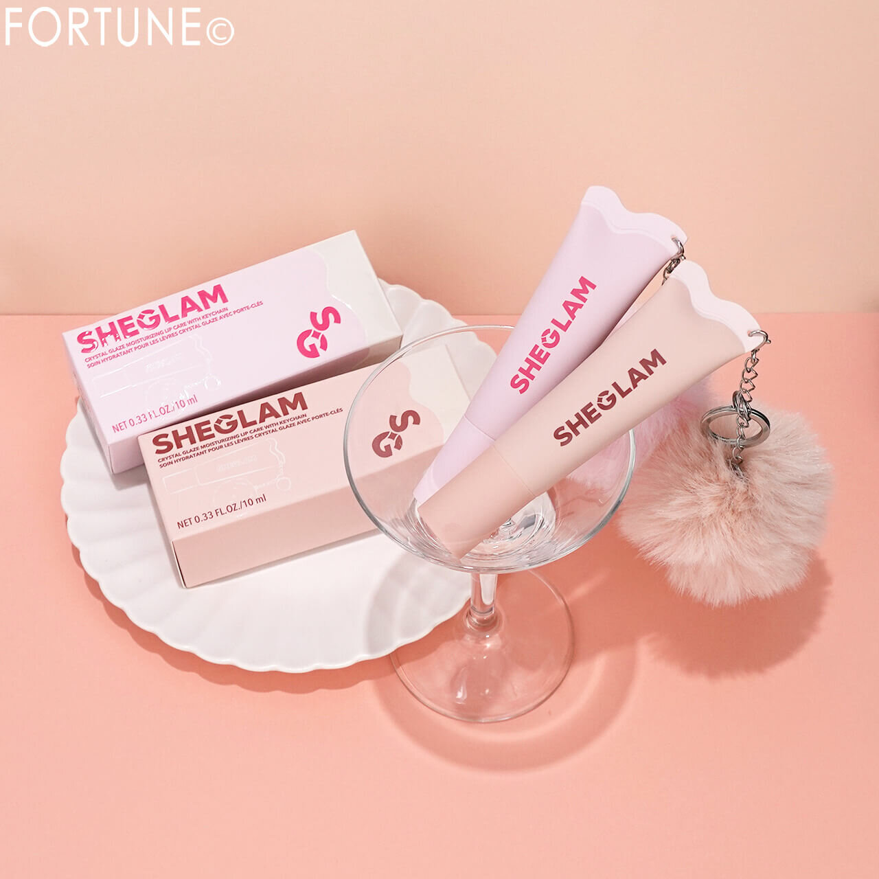 SHEGLAM（シーグラム）　2025年夏新作コスメ　Crystal Glaze Moisturizing Lip Care With Keychain（クリスタル グレーズ モイスチャライジング リップ ケア ウィズ キーチェーン）