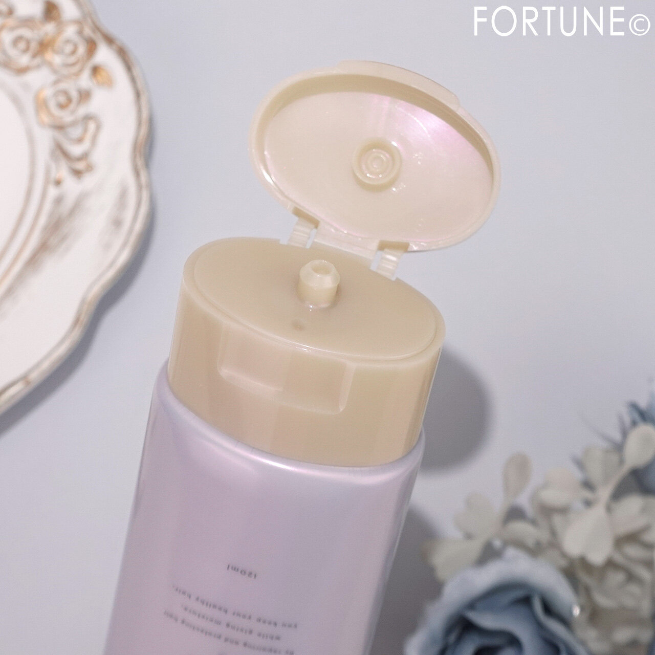 plus eau（プリュスオー）　リポアエマルジョン