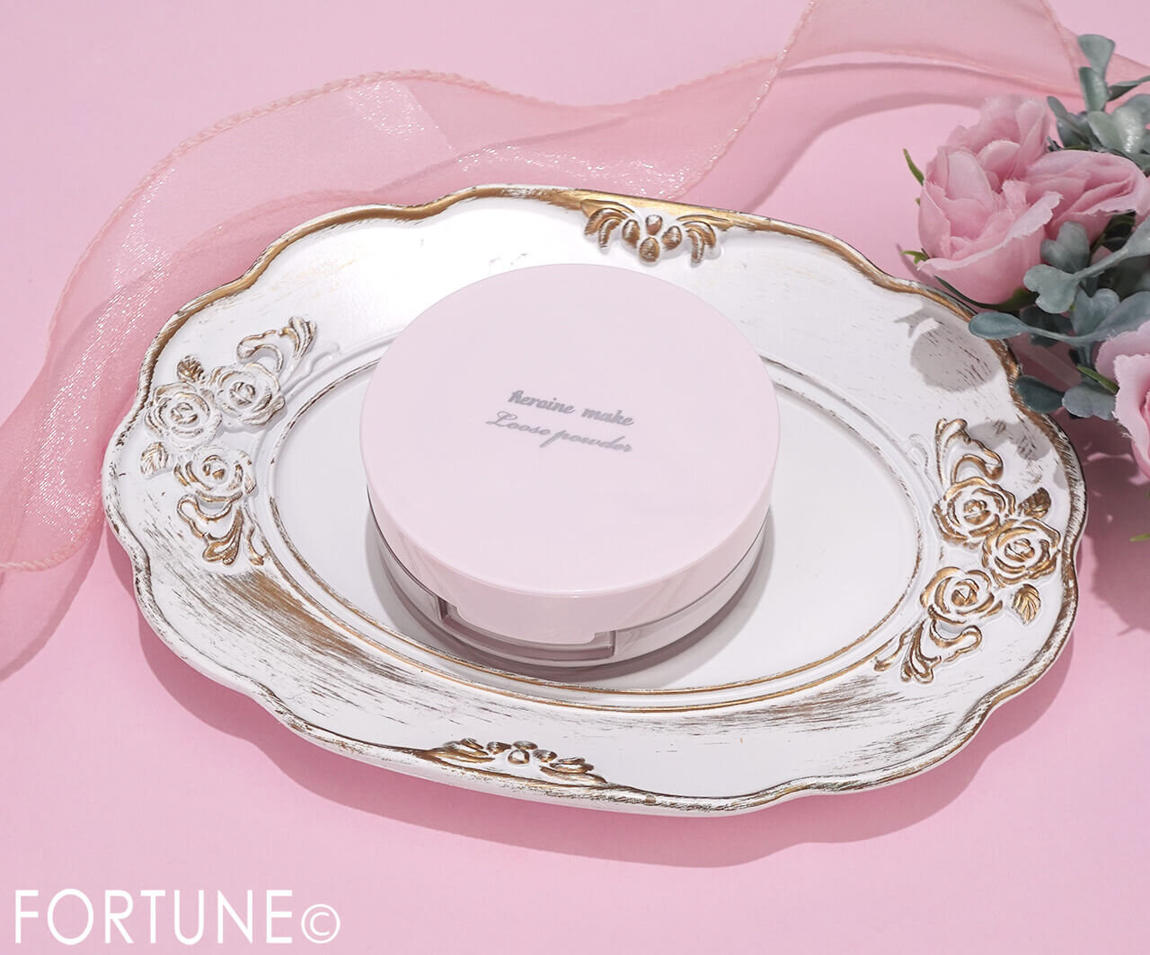 ヒロインメイク　2025年冬新作コスメ　『ヒロインメイク　フワットキープ　パウダー』