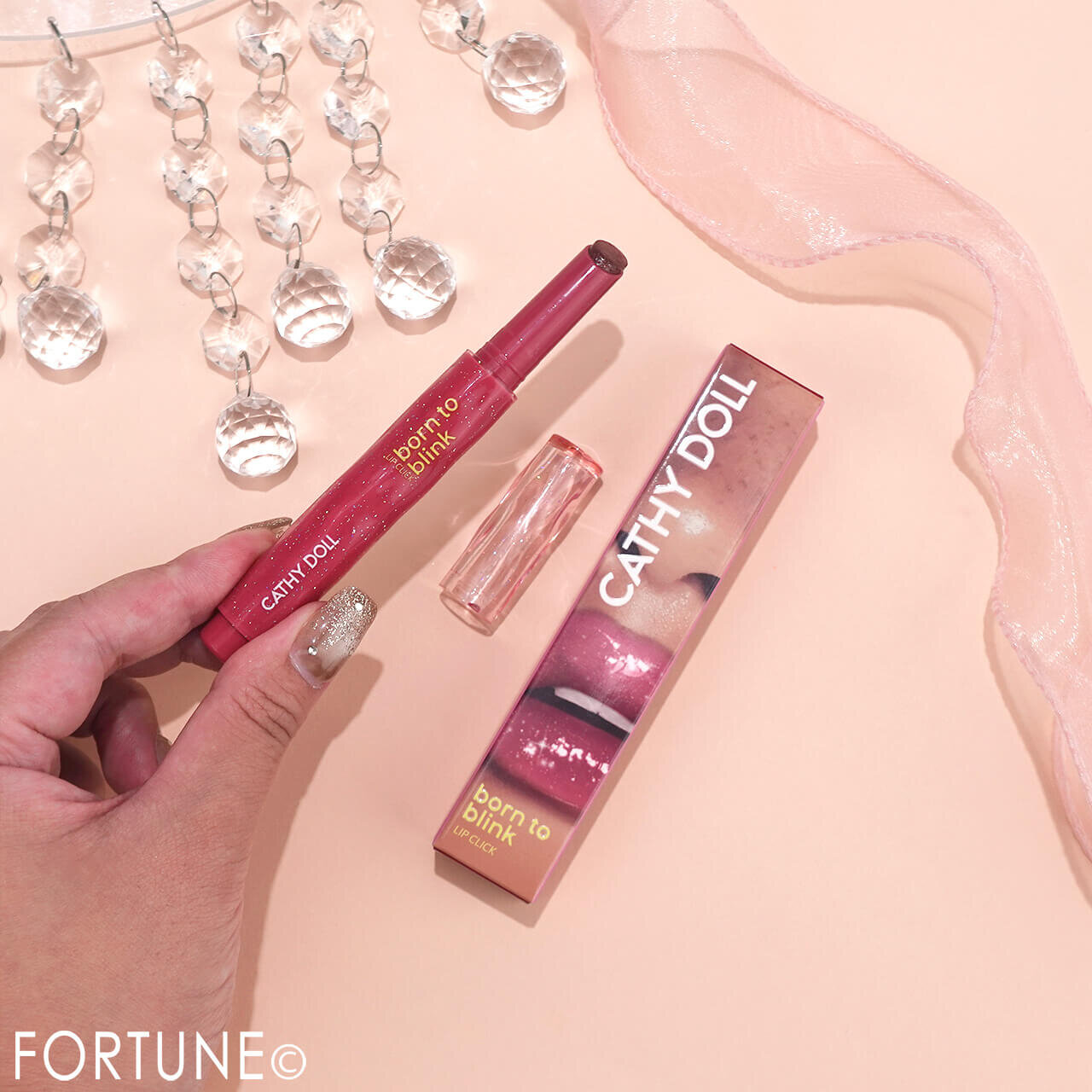 Cathy Doll（キャシードール）　ボーントゥブリンク リップクリック