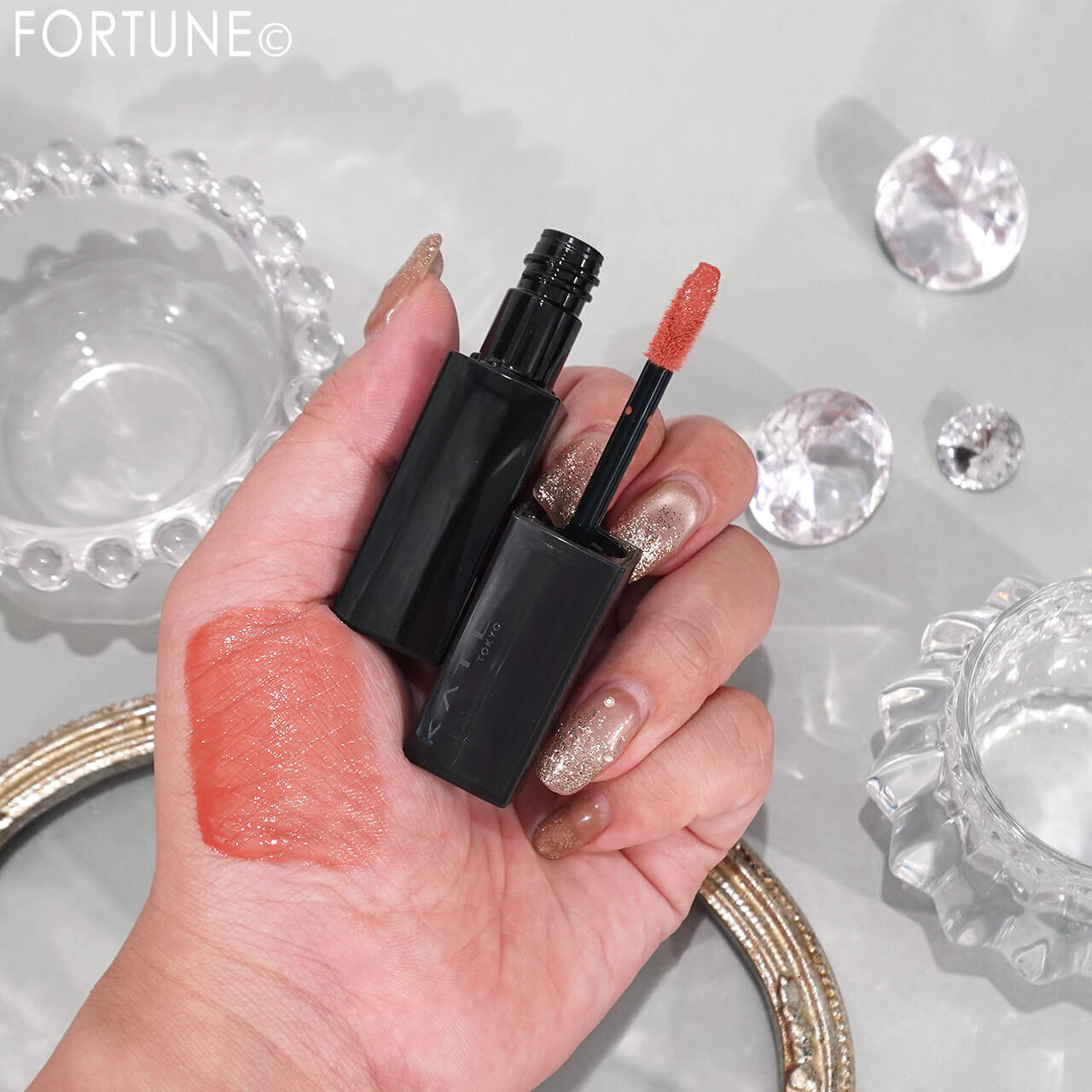 KATE（ケイト）　『ケイト　リップモンスター　クリスタルポッド』