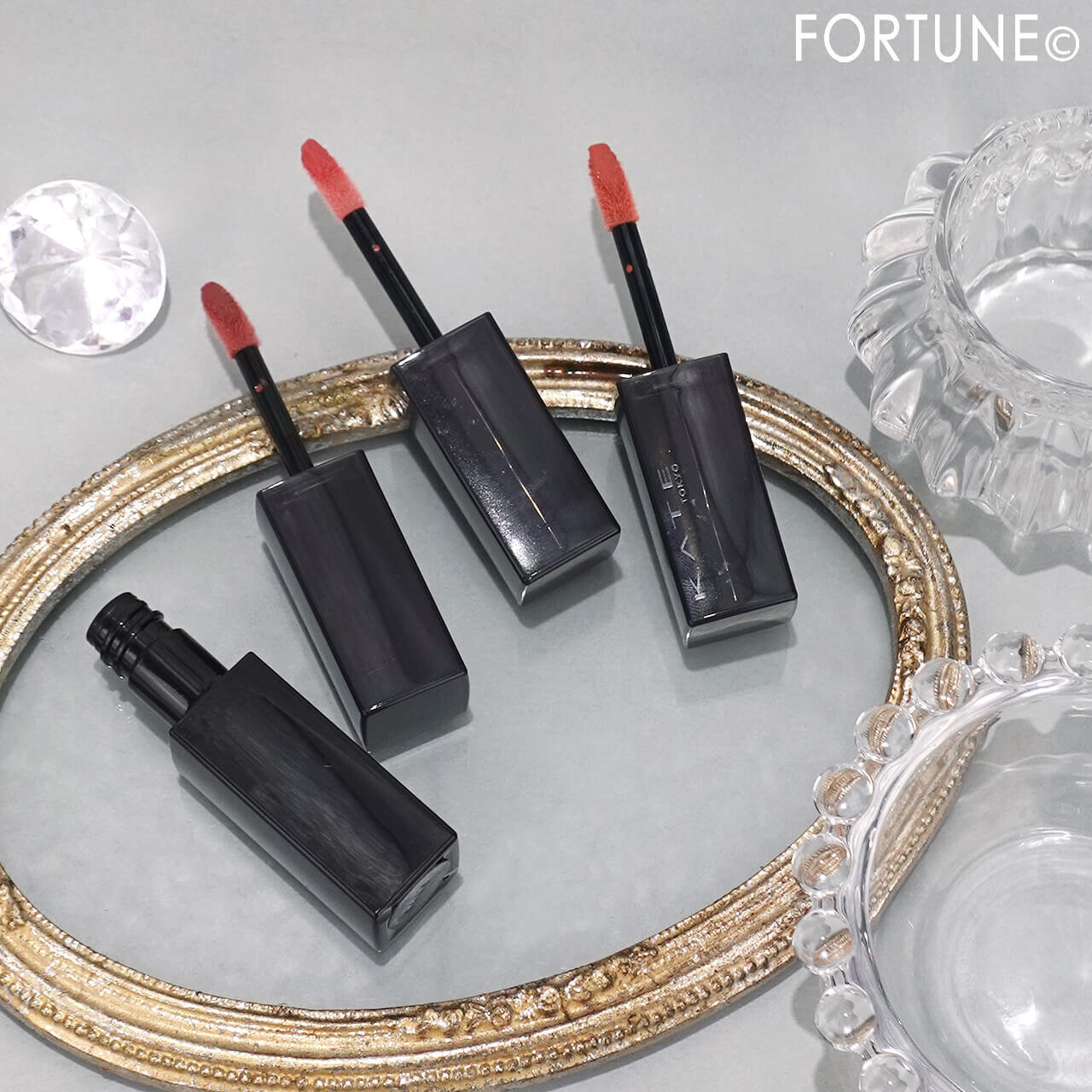 KATE（ケイト）　2025年冬新作コスメ　『ケイト　リップモンスター　クリスタルポッド』　