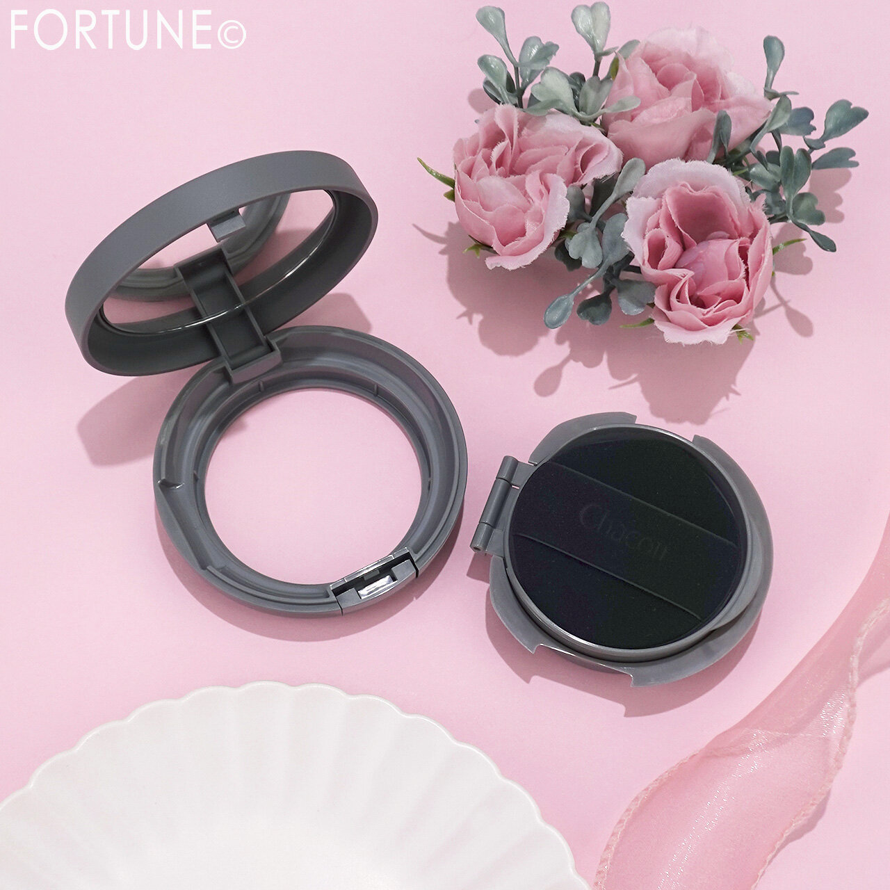 チャコット・コスメティクス　『チャコット グラスヴェール クッションファンデーション』