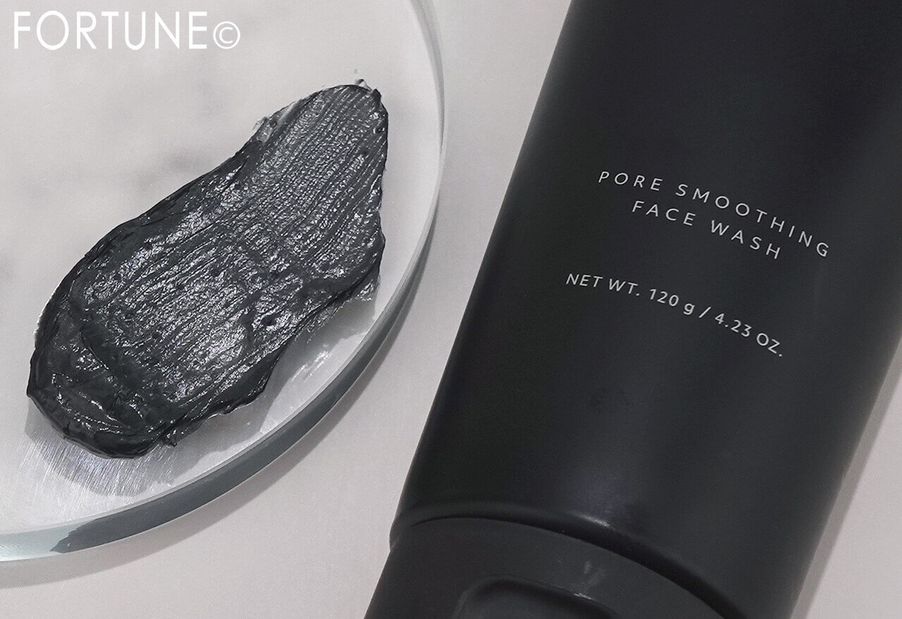 CLAYGE（クレージュ）ポアスムージング フェイスウォッシュ ブラック