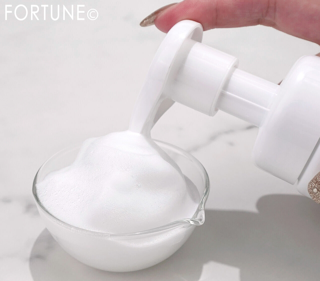 CLAYGE（クレージュ）スキンリファイニングフォーミングウォッシュ