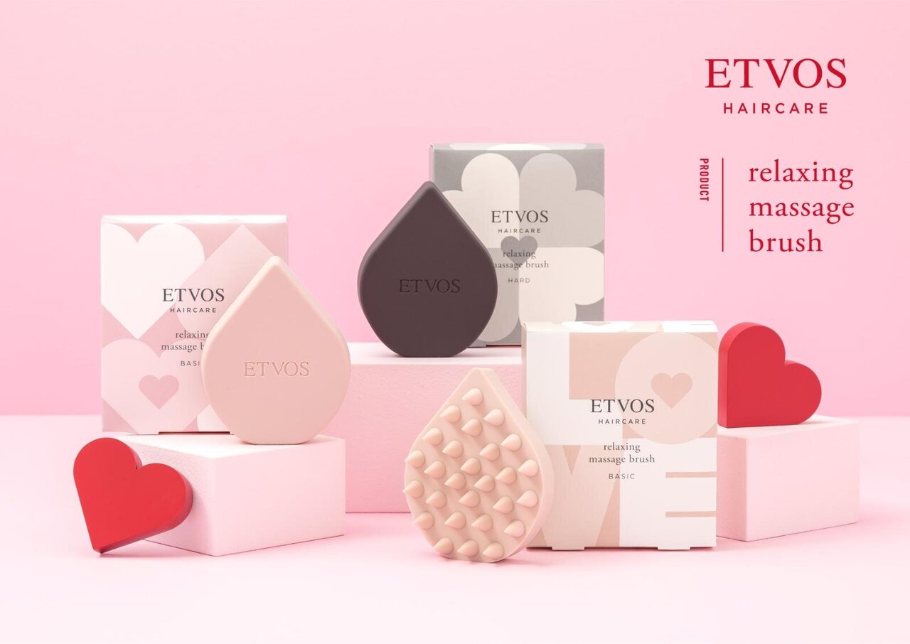 ETVOS（エトヴォス）　2025クリスマスコフレ　ホリデー限定コスメ