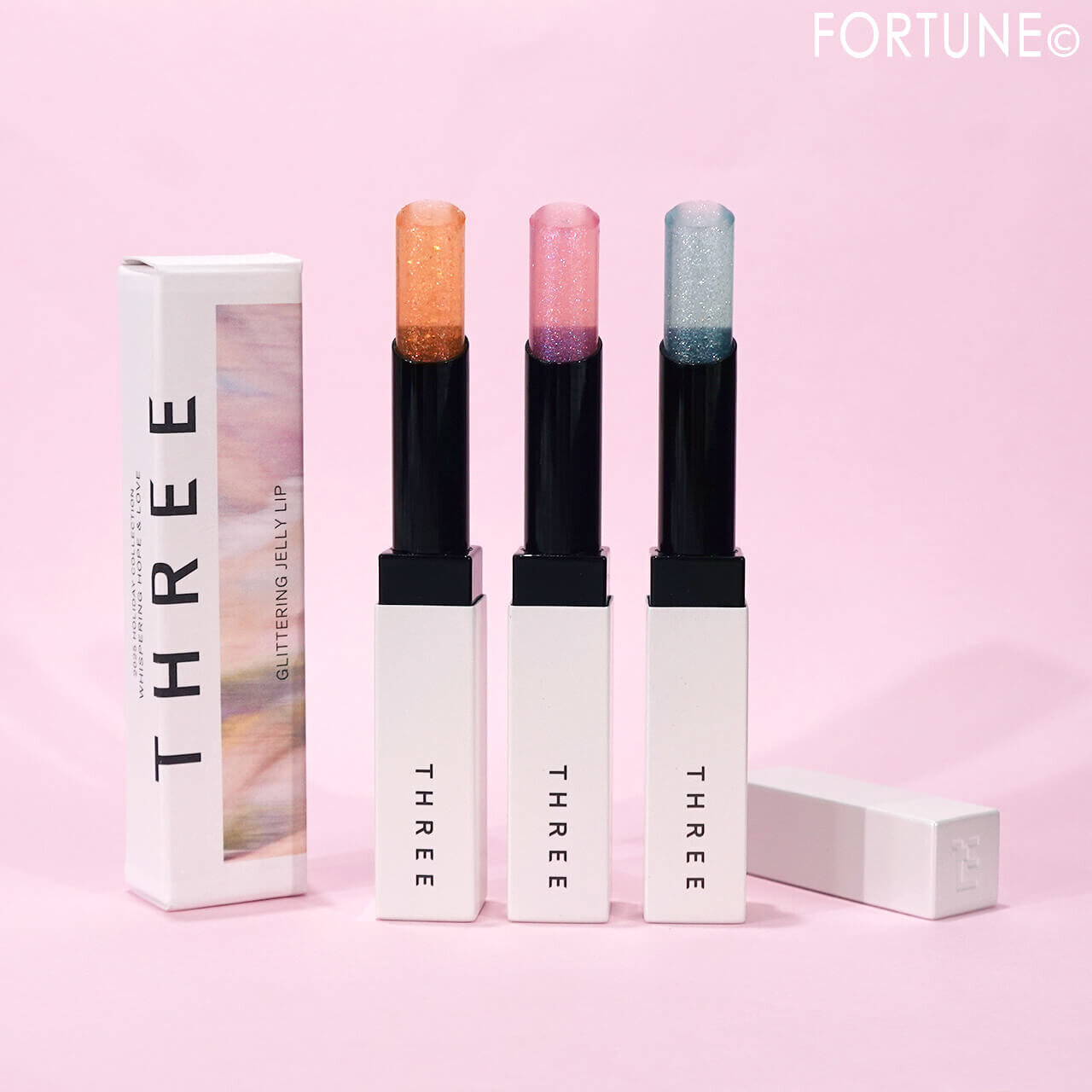 THREE（スリー）　2025年冬新作コスメ　クリスマスコスメ　『THREE グリタリングジェリーリップ』