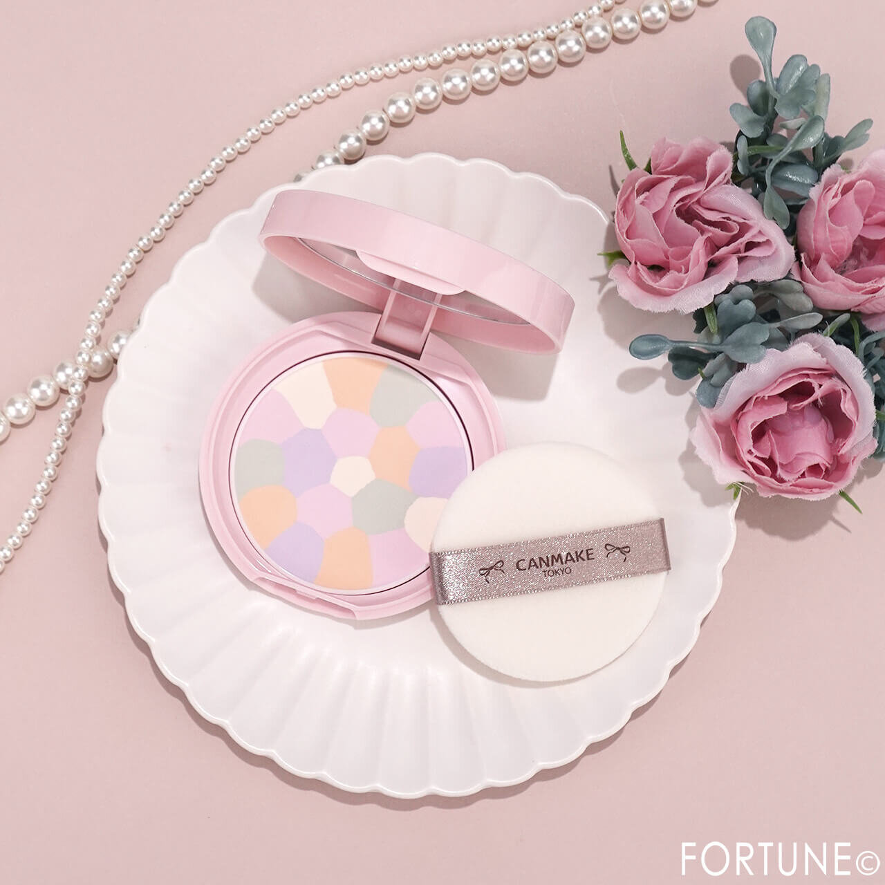 CANMAKE（キャンメイク）　『マシュマロフィニッシュパウダー 〜Abloom〜』