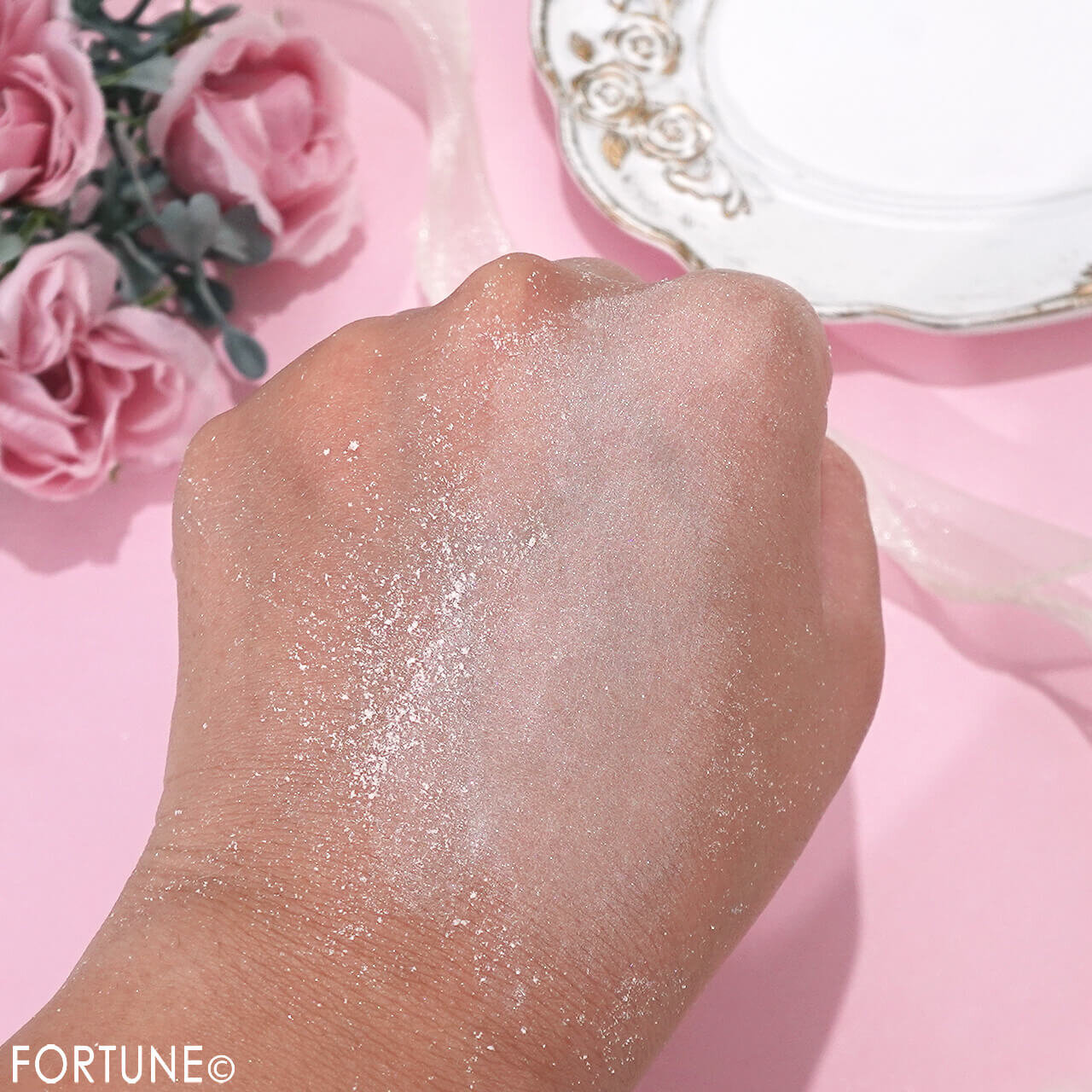 ettusais（エテュセ）　『エテュセ　スキンケアパウダー　（ルース）　ラディアントピンク』