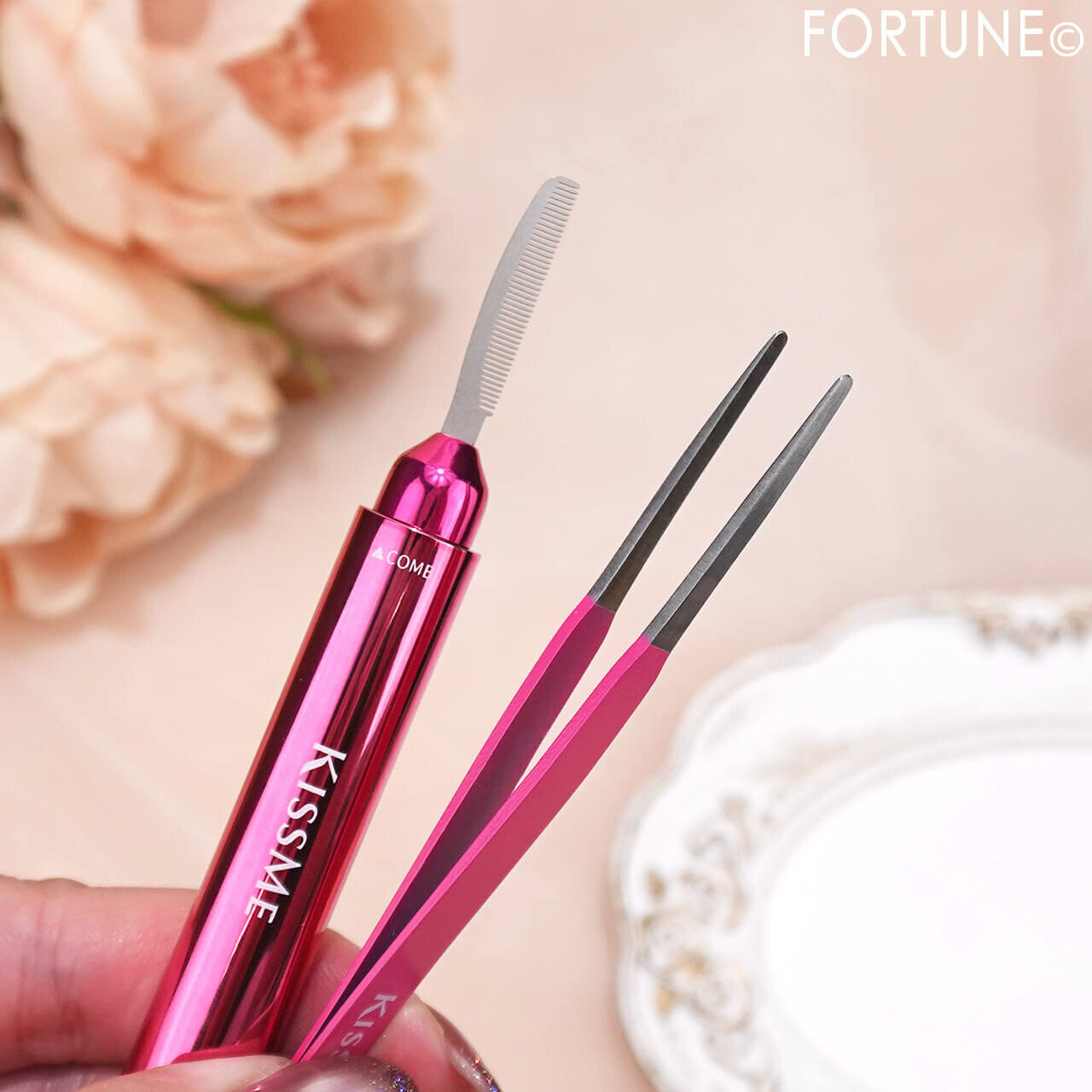 KISSME（キスミー）　アイラッシュコーム＆ツイーザーキット