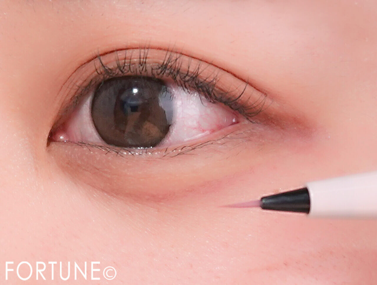 Pmel（ピメル）　うそつき影ライナー 影色ピンクベージュ