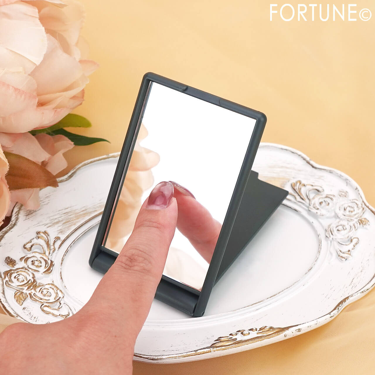 ドン・キホーテ　情熱価格　ウソをつかない鏡