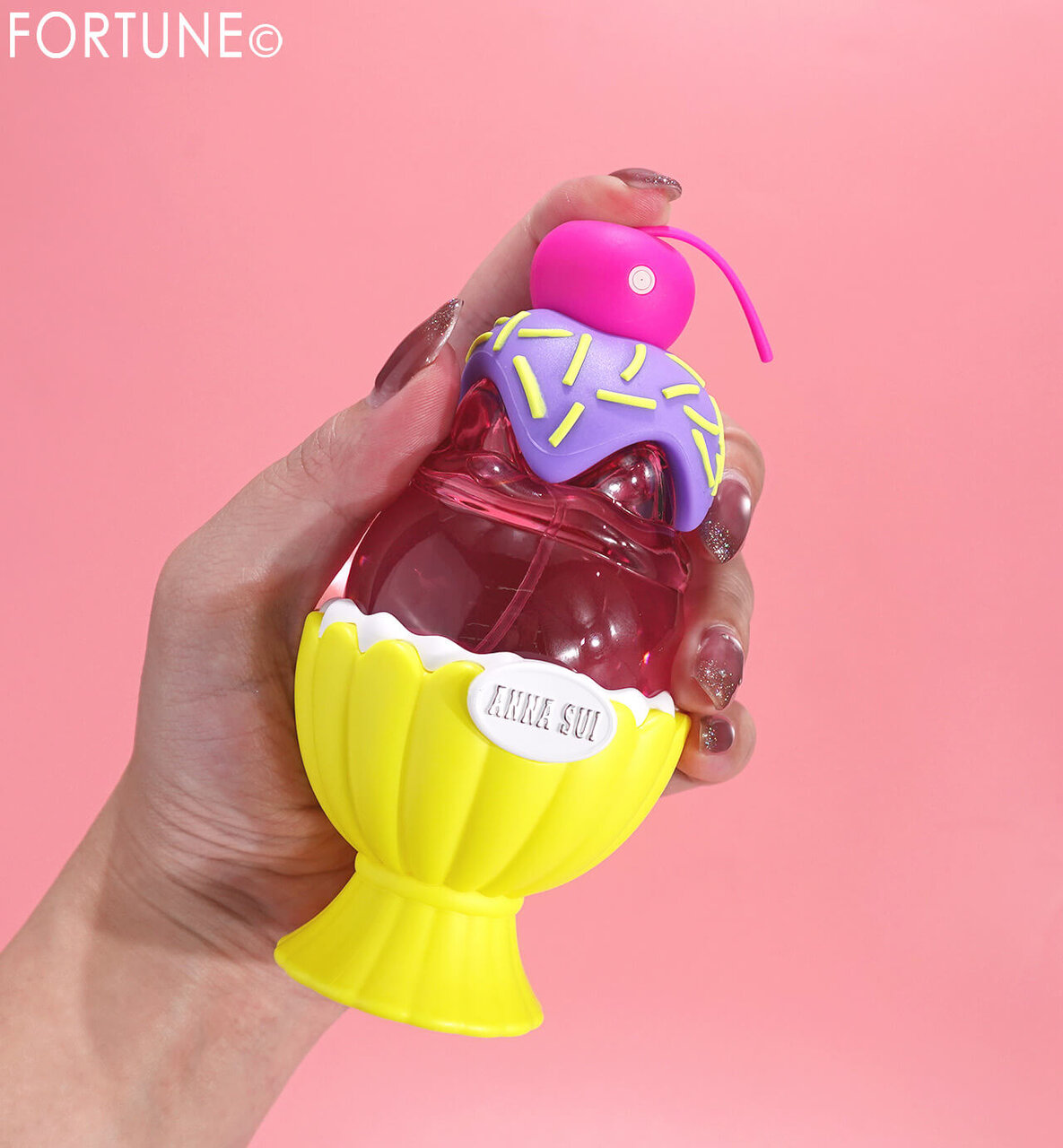 ANNA SUI COSMETICS（アナ スイ コスメティックス）　　『サンデー ネオン ツイスト オーデトワレ』