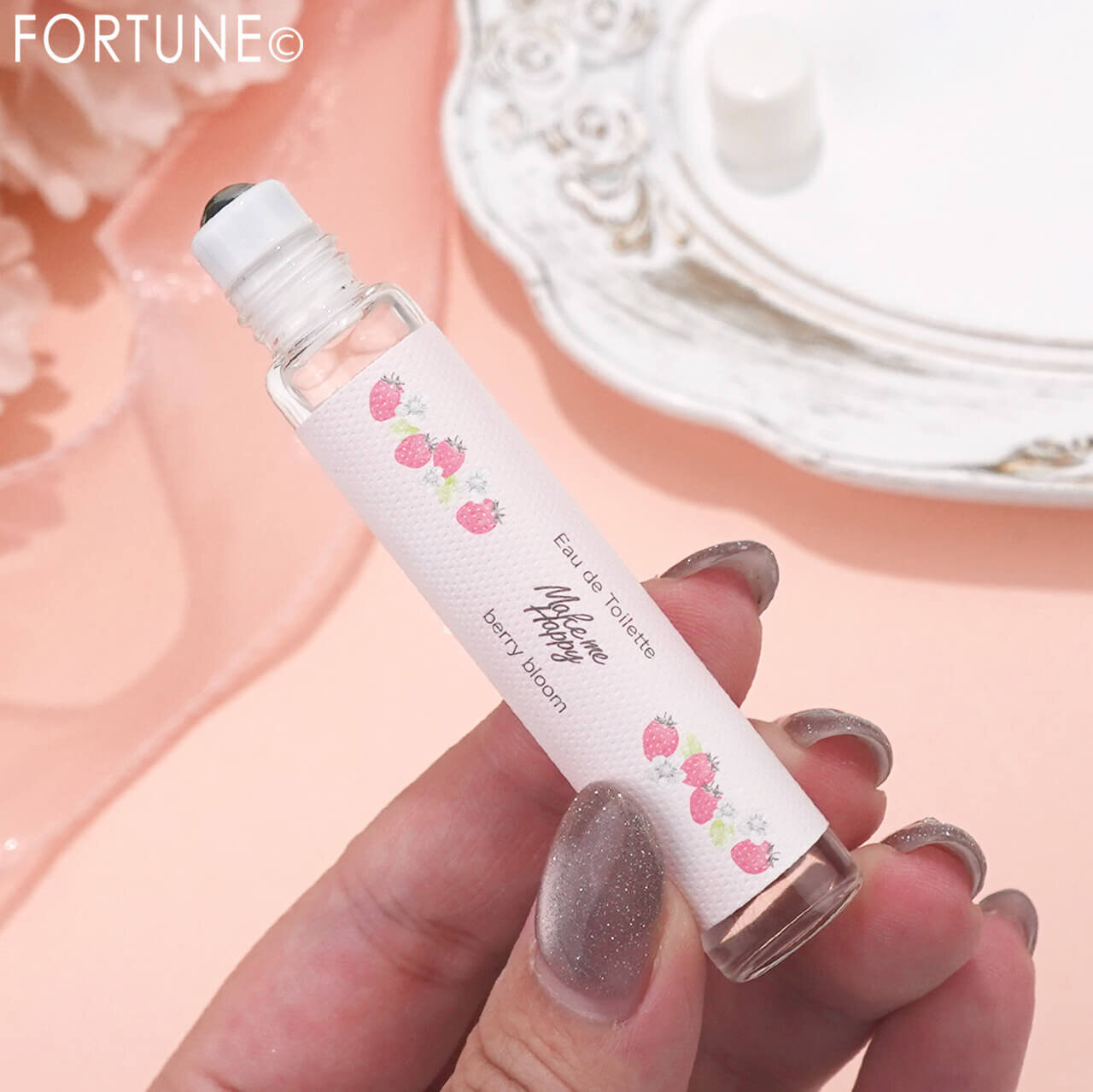 CANMAKE（キャンメイク）　『メイクミーハッピー オードトワレ』　ベリーブルーム