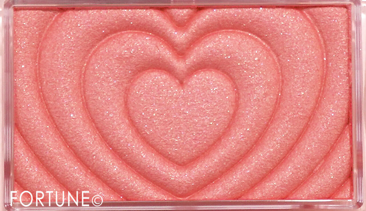 CANMAKE（キャンメイク）　『パウダーチークス』　P06 ジューシーコーラル