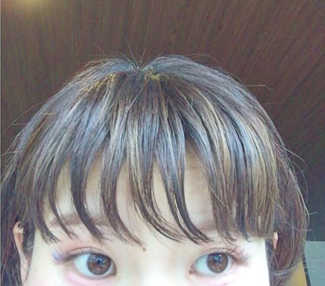 目じりブルーマスカラ