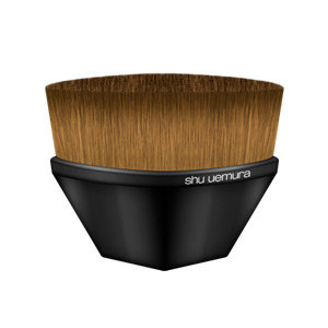 ペタル 55 ファンデーション ブラシ - シュウ ウエムラ公式オンラインショップ (357721)