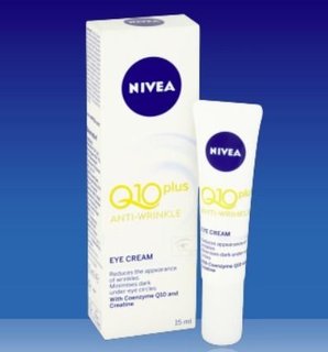 ★NIVEA★ Q10 Plus アンチリンクルアイクリーム (521636)