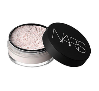 NARS ライトリフレクティングセッティングパウダー ルース (850684)