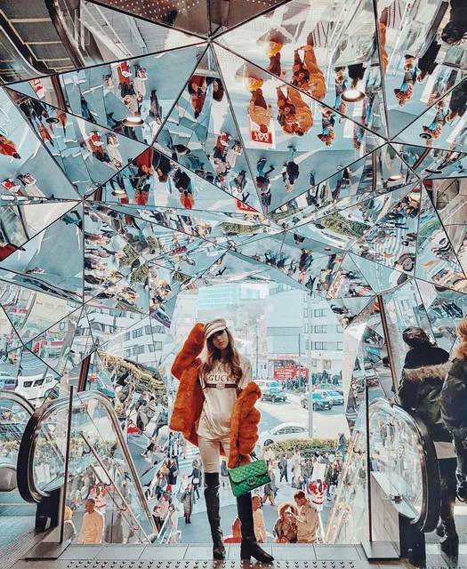 トーキョーPhotoスポット！原宿に広がる万華鏡の世界