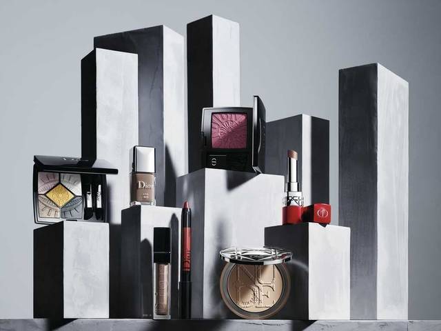 Diorの2019フォールコレクションは、「パワー ルック」!
