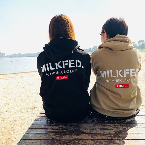 MILKFED.×TOWER RECORDSの限定アイテムで、ひと味違うコーデを♡