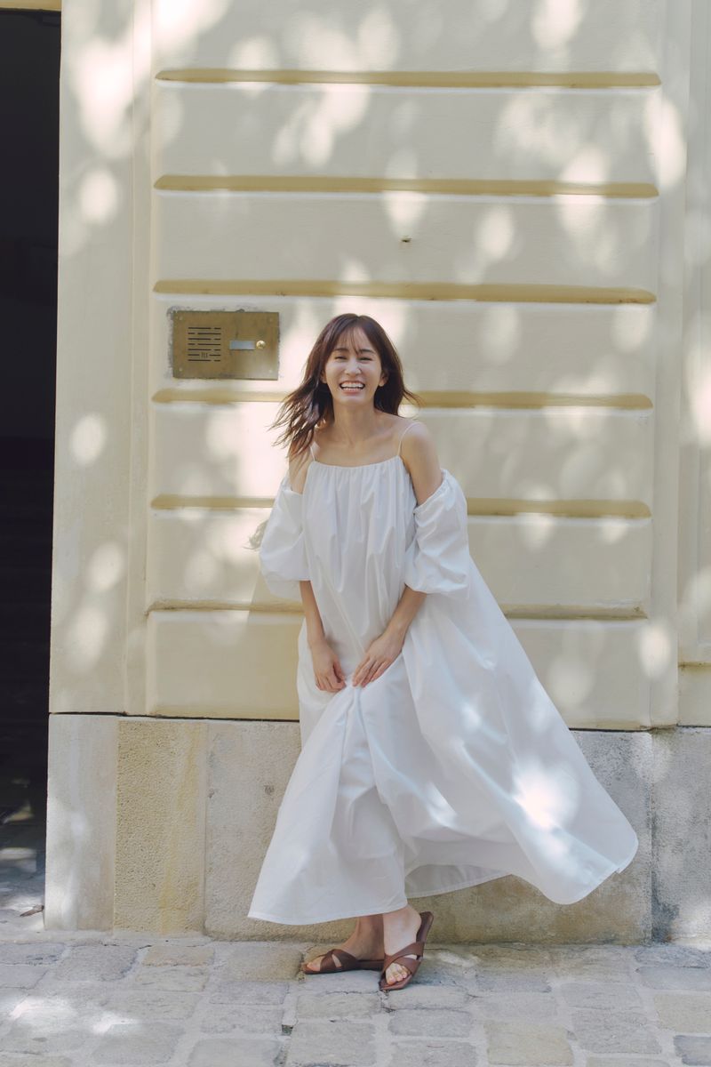 写真家 北岡稔章が撮影、前田敦子“最後の写真集“が発売決定。大人の恋をテーマに親密で繊細な世界観を表現