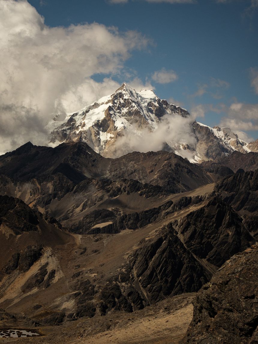 写真家がチョリータの女性登山隊と歩いたボリビア高地。10日間のトレッキングと氷壁へ向かう旅 ー Las Cholitas Escaladoras Maya Bolivia （後編）